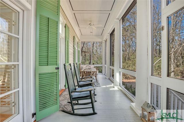 192 Myrtle Grove Lane, Richmond Hill, GA 31324