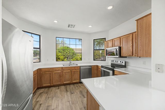 1951 W CAROL ANN Way, Phoenix, AZ 85023