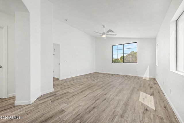 1951 W CAROL ANN Way, Phoenix, AZ 85023