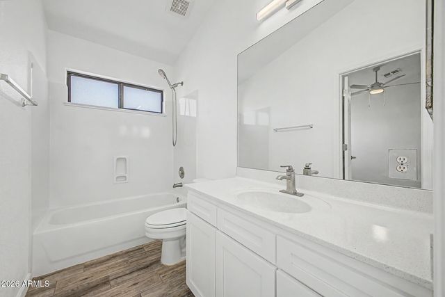 1951 W CAROL ANN Way, Phoenix, AZ 85023