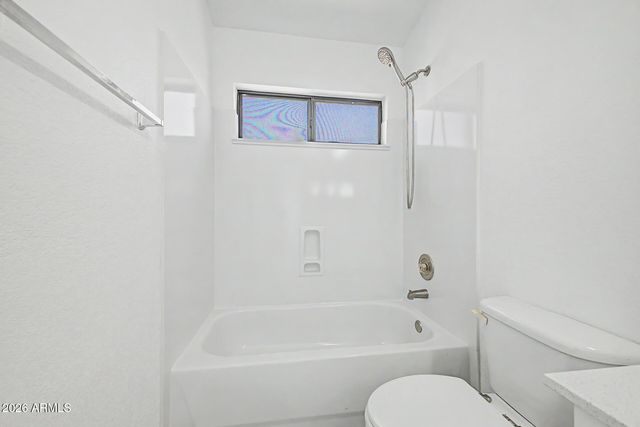 1951 W CAROL ANN Way, Phoenix, AZ 85023