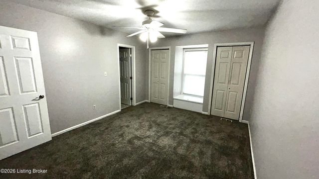 1004 Harmony Ln, Goshen, KY 40026