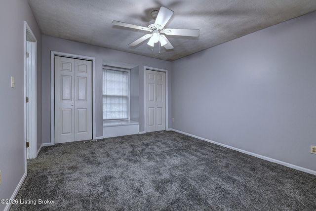 1004 Harmony Ln, Goshen, KY 40026