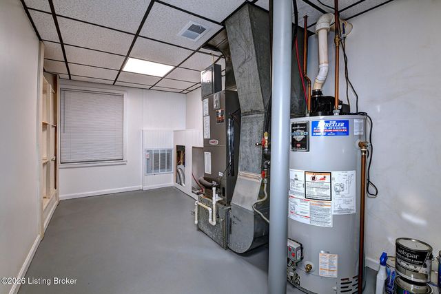 1004 Harmony Ln, Goshen, KY 40026