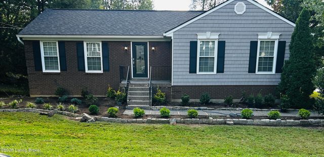 1004 Harmony Ln, Goshen, KY 40026