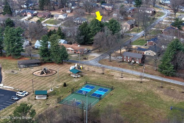 1004 Harmony Ln, Goshen, KY 40026