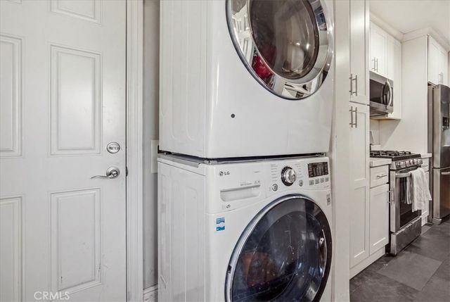 2032 W Porter, Fullerton, CA 92833