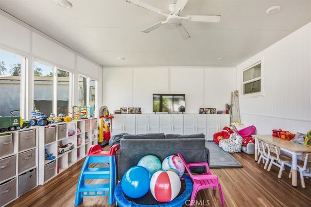 2032 W Porter, Fullerton, CA 92833