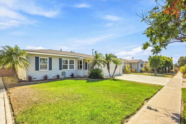 2032 W Porter, Fullerton, CA 92833