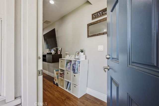 2032 W Porter, Fullerton, CA 92833