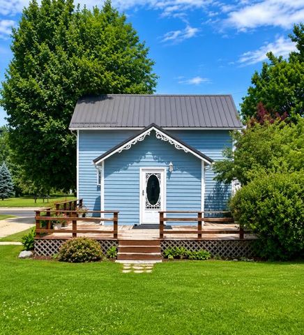 244 W South Avenue, Hesperia Vlg, MI 49421