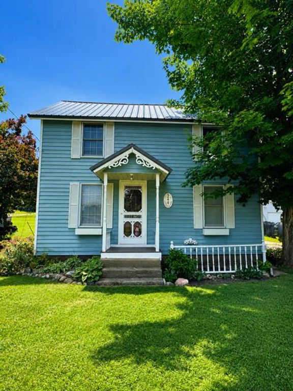 244 W South Avenue, Hesperia Vlg, MI 49421