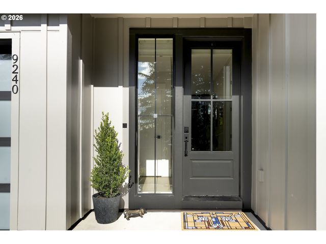 9240 Sw 52ND Ave, Portland, OR 97219