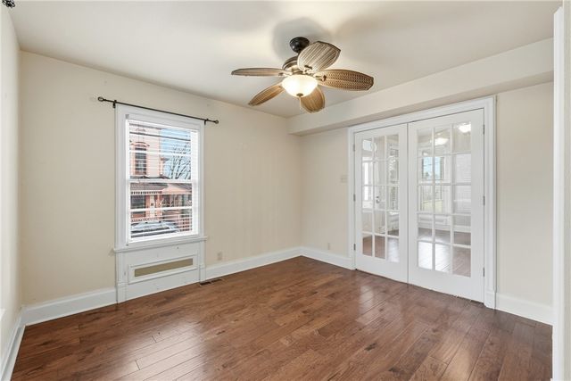 212 Spring Street, Eureka Springs, AR 72632