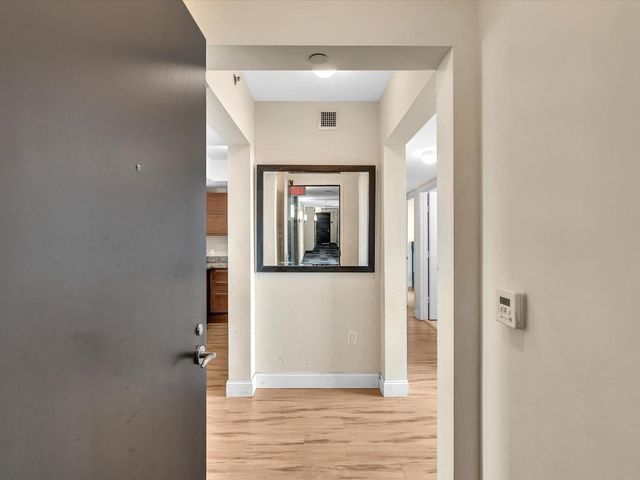 2681 N Flamingo Road 2104S, Fort Lauderdale, FL 33323