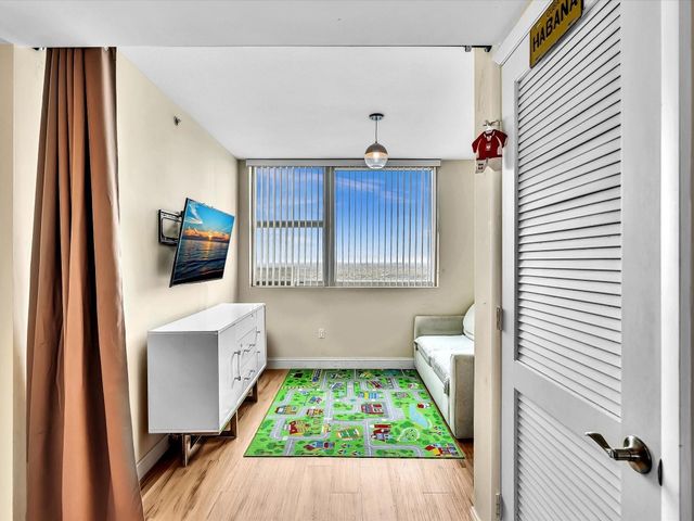 2681 N Flamingo Road 2104S, Fort Lauderdale, FL 33323