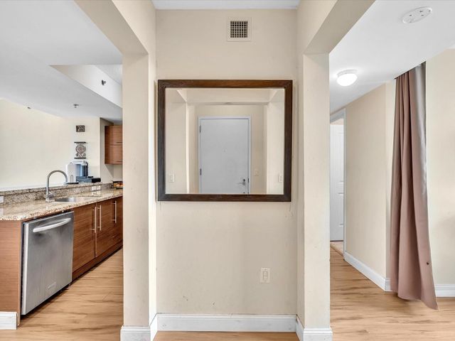 2681 N Flamingo Road 2104S, Fort Lauderdale, FL 33323