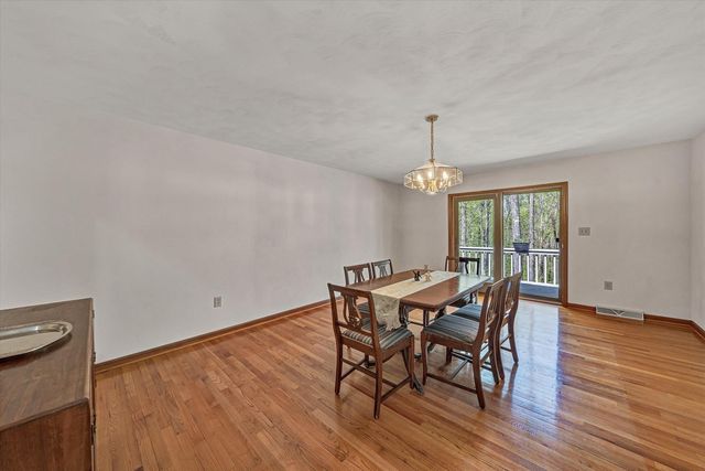 1124 Old Hollow RD, Buchanan, VA 24066