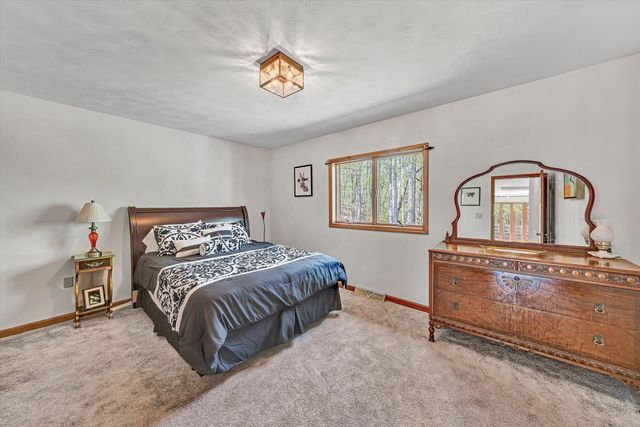 1124 Old Hollow RD, Buchanan, VA 24066