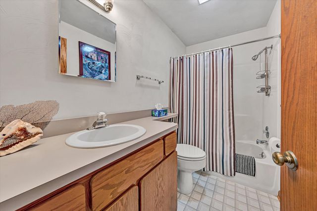 1124 Old Hollow RD, Buchanan, VA 24066