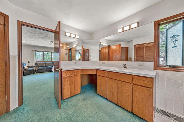 1124 Old Hollow RD, Buchanan, VA 24066
