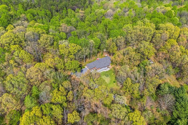 1124 Old Hollow RD, Buchanan, VA 24066