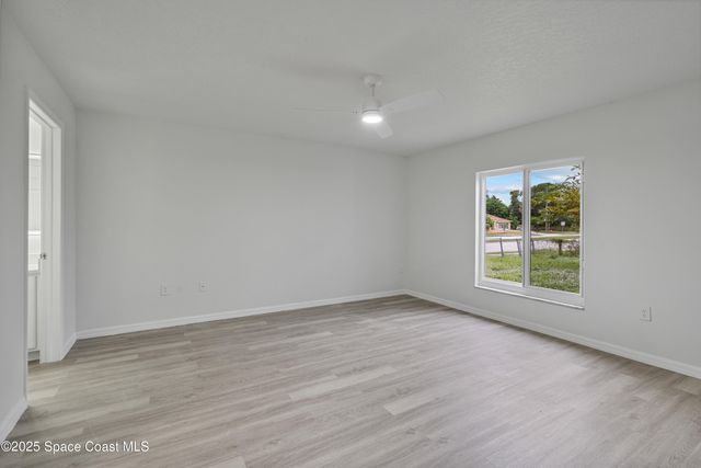 903 Raleigh Road SE, Palm Bay, FL 32909