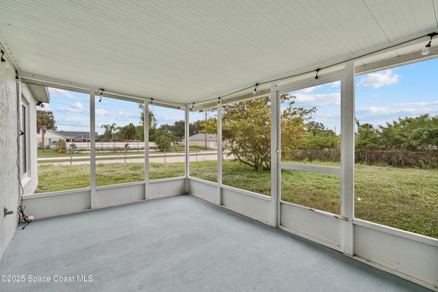 903 Raleigh Road SE, Palm Bay, FL 32909