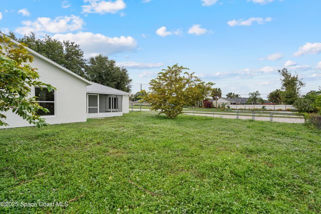 903 Raleigh Road SE, Palm Bay, FL 32909