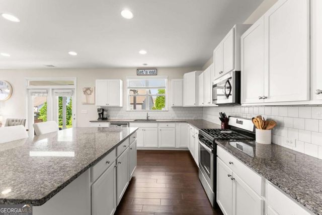 2064 Woodmarsh Circle, Auburn, GA 30011
