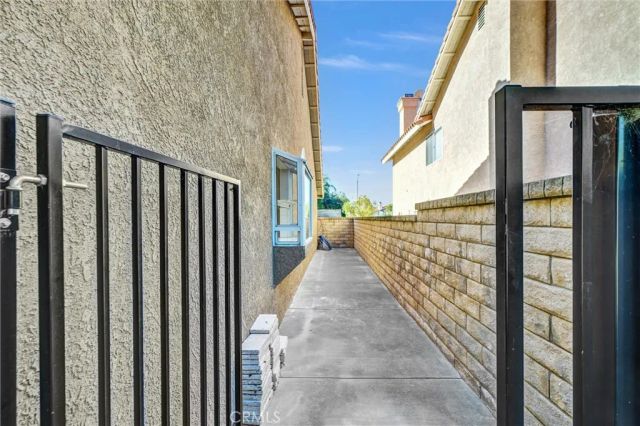 20061 Shadow Hills Court, Saugus, CA 91390