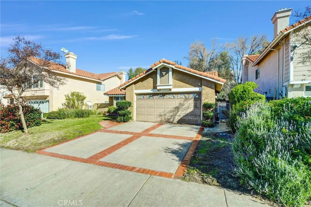 20061 Shadow Hills Court, Saugus, CA 91390