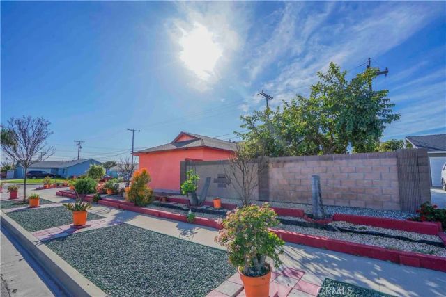 7571 San Rafael, Buena Park, CA 90620