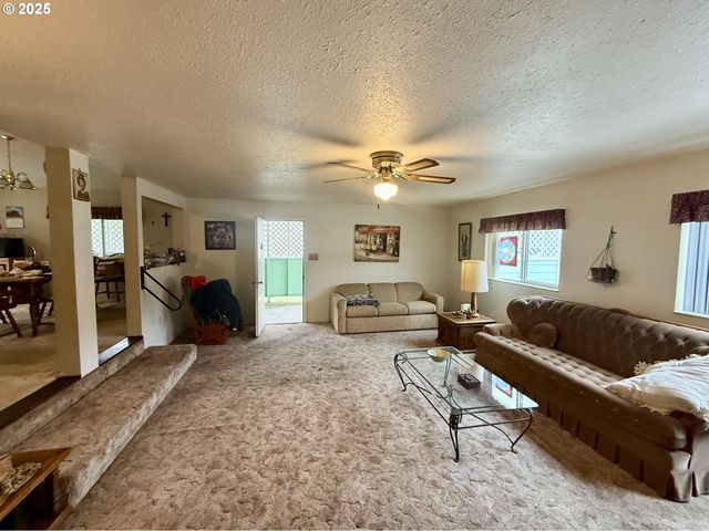 100 RIVER BEND Rd 74, Reedsport, OR 97467