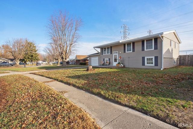2000 TAM-O-SHANTER Lane, Kokomo, IN 46902