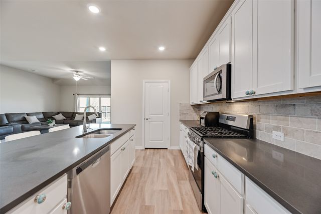 285 Sunshine Lane, Lavon, TX 75166