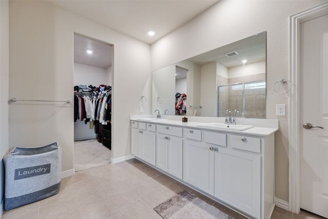 285 Sunshine Lane, Lavon, TX 75166