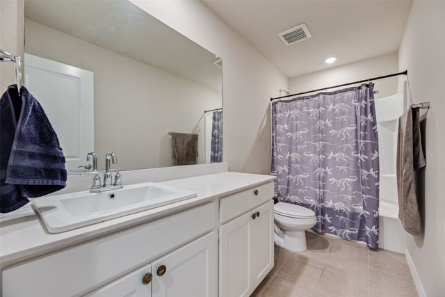 285 Sunshine Lane, Lavon, TX 75166