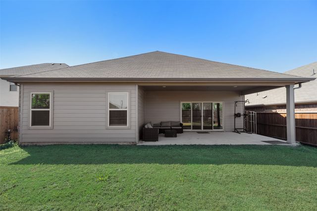 285 Sunshine Lane, Lavon, TX 75166