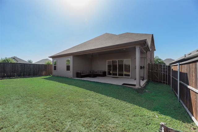 285 Sunshine Lane, Lavon, TX 75166