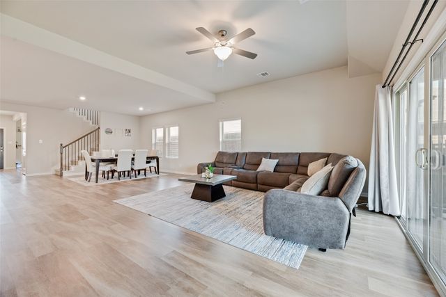 285 Sunshine Lane, Lavon, TX 75166