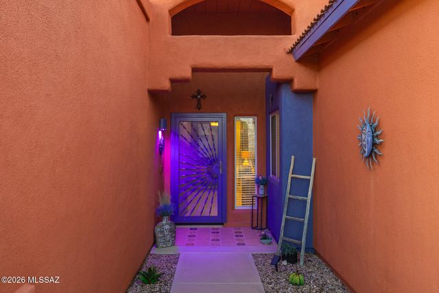 504 W Spearhead Road, Tucson, AZ 85737