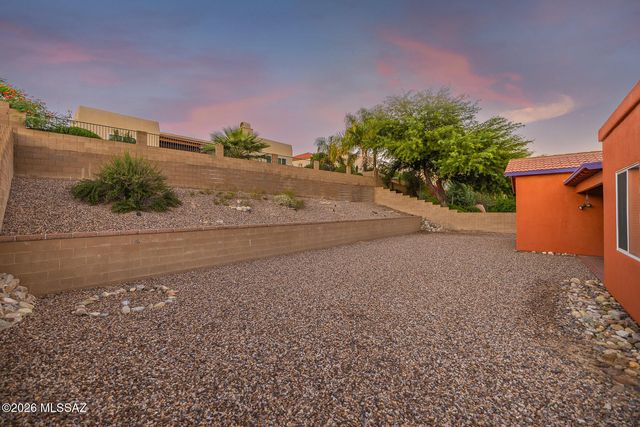 504 W Spearhead Road, Tucson, AZ 85737