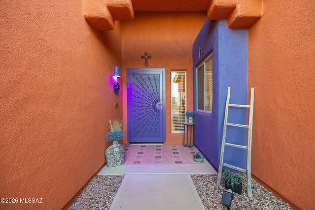 504 W Spearhead Road, Tucson, AZ 85737