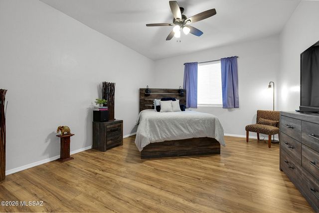 504 W Spearhead Road, Tucson, AZ 85737
