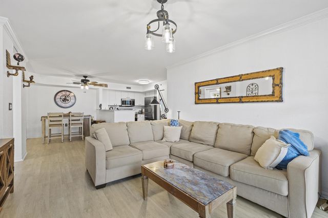 1801 N Flagler Drive 721, West Palm Beach, FL 33407