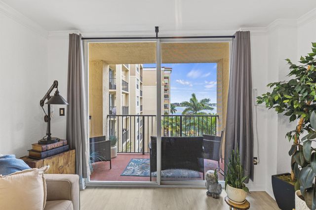 1801 N Flagler Drive 721, West Palm Beach, FL 33407