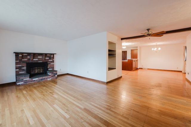 295 Commonwealth Ave, New Bedford, MA 02740