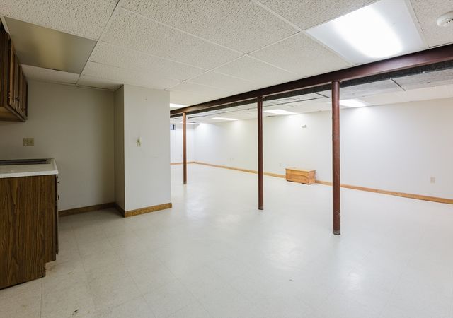 295 Commonwealth Ave, New Bedford, MA 02740