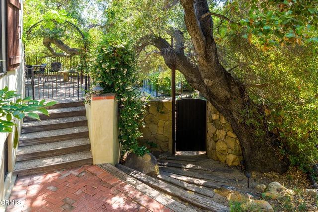 520 Foothill Road, Ojai, CA 93023